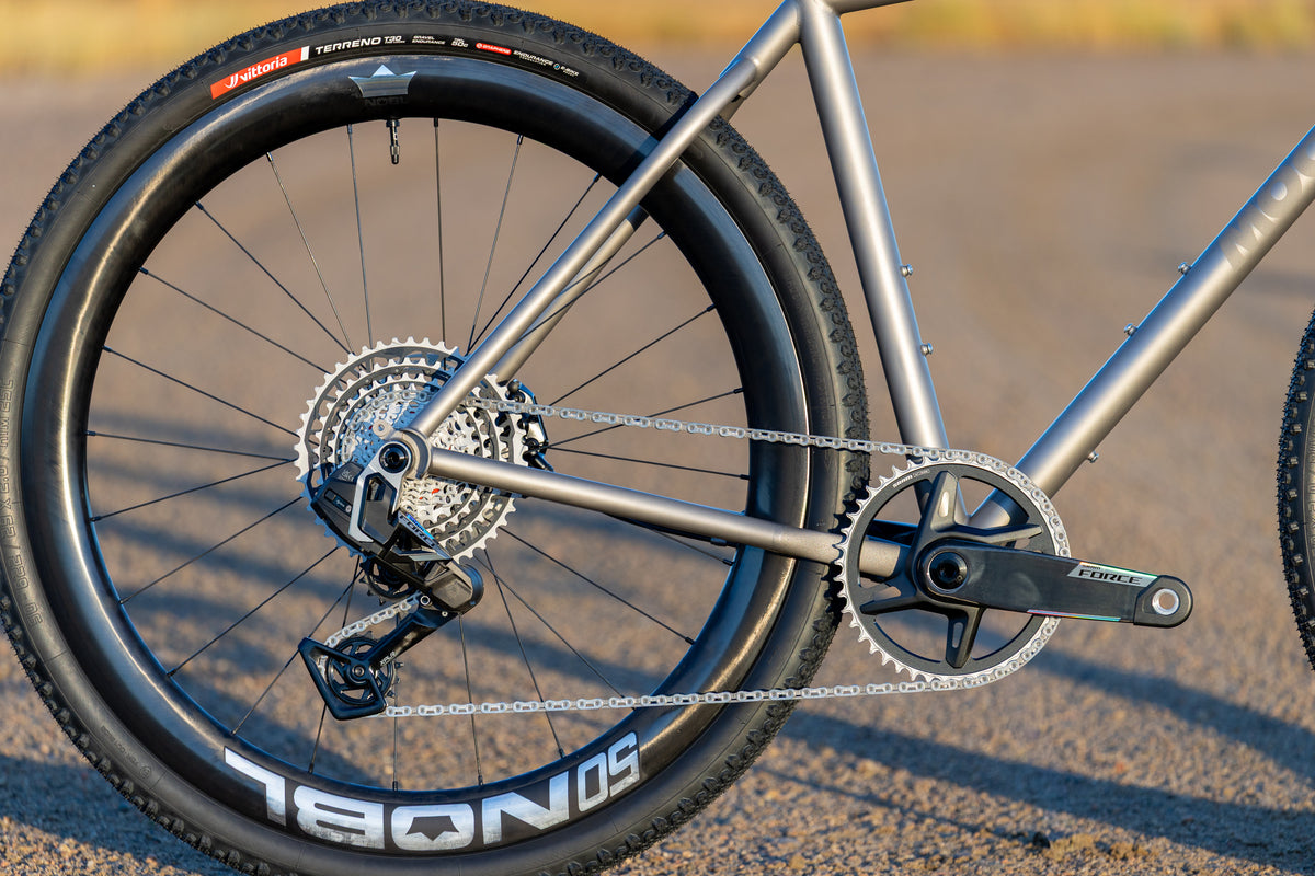 Moots Routt rear triangle with 1x drivetrain, UDH dropout and 50mm gravel tire