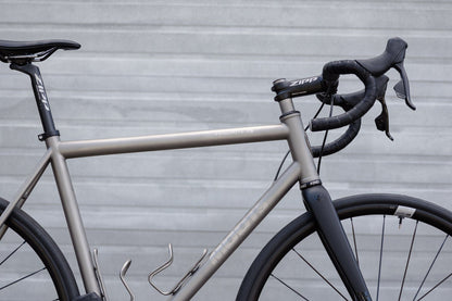 Vamoots 33 | SIZE 56 | SRAM Rival- Brushed