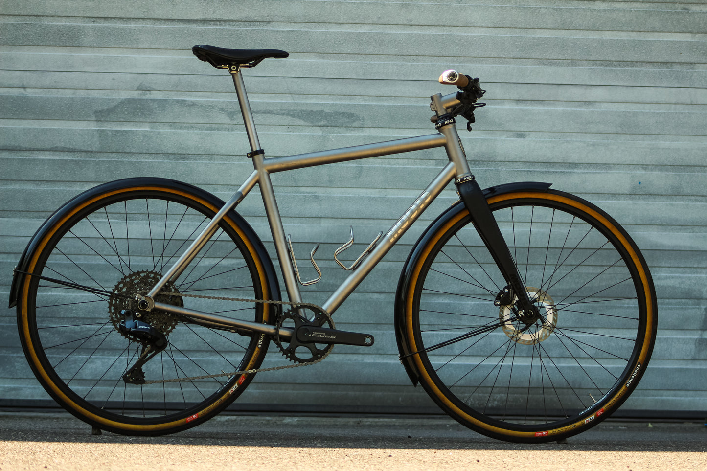 CITY SLICKER | SIZE 54 | SHIMANO Q'AUTO