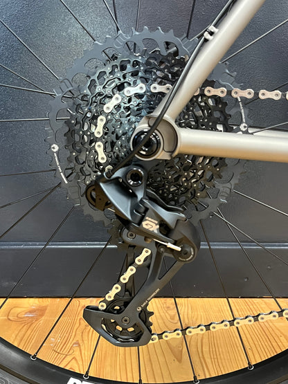 MOUNTAINEER | SIZE MEDIUM | SRAM GX MECHANICAL