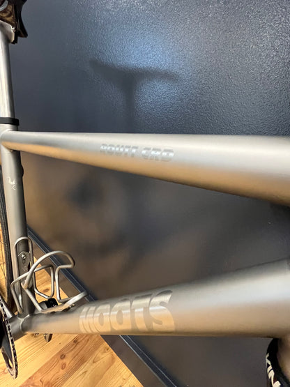 ROUTT CRD | SIZE 52 | SRAM FORCE XPLR- Brushed