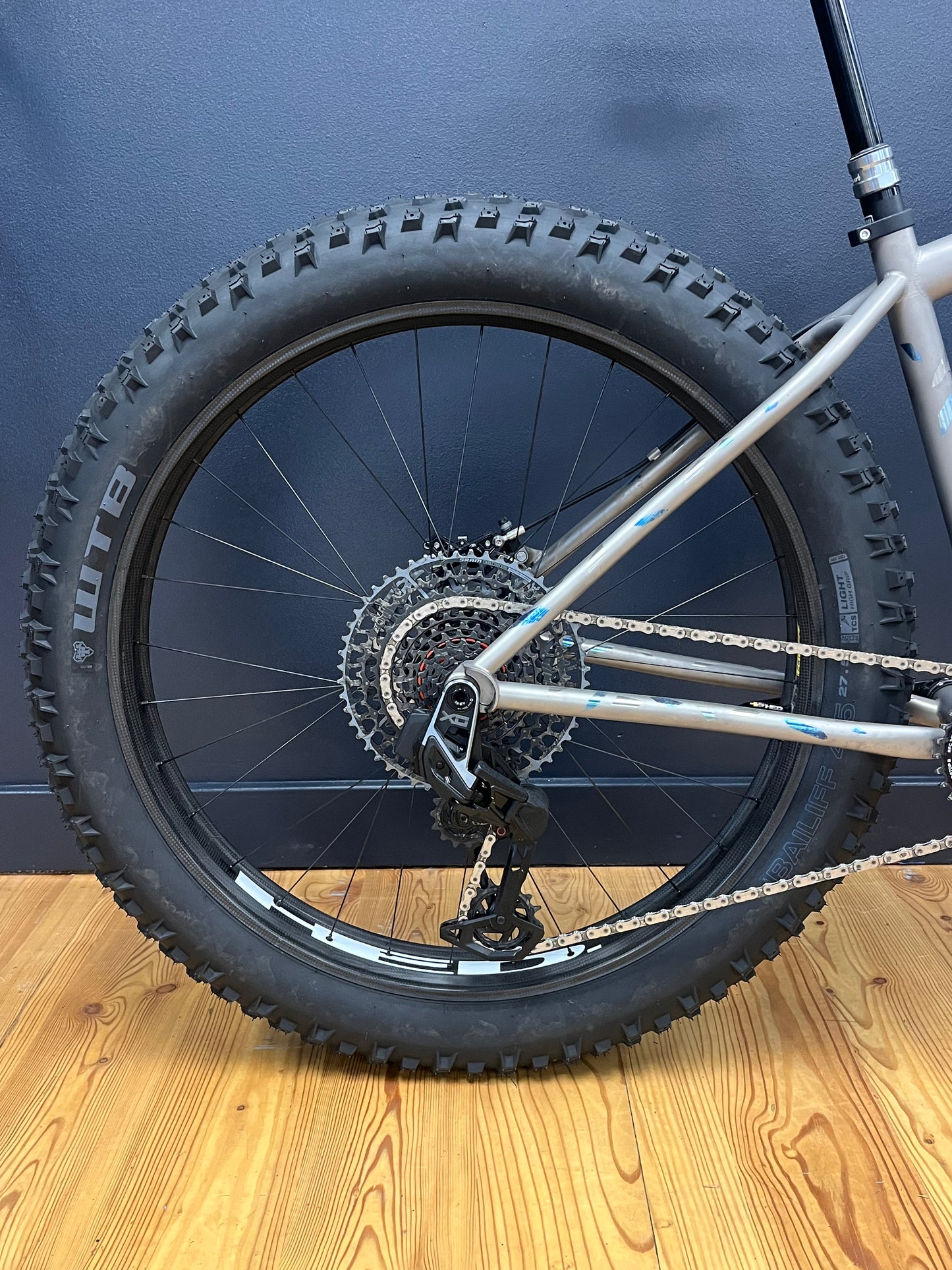 FORAGER | SIZE MEDIUM | SRAM XO TRANSMISSION