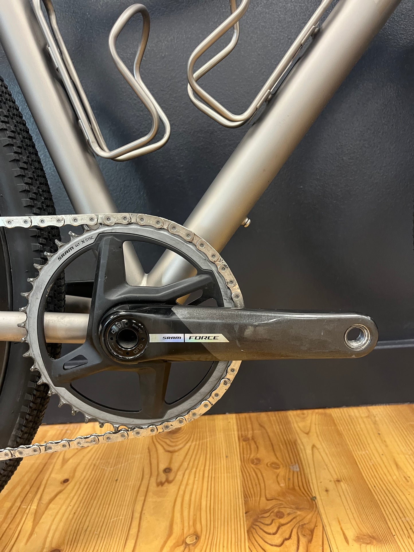 ROUTT CRD | SIZE 56 | SRAM FORCE XPLR- Brushed