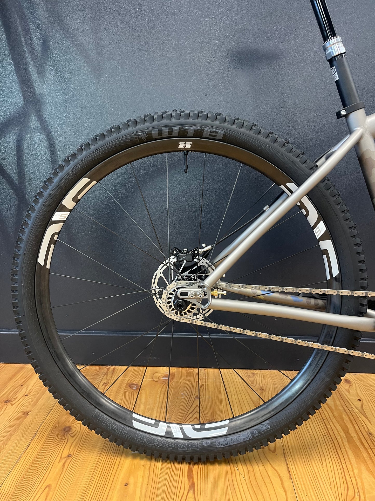 WOMBLE | SIZE MEDIUM | SINGLE SPEED