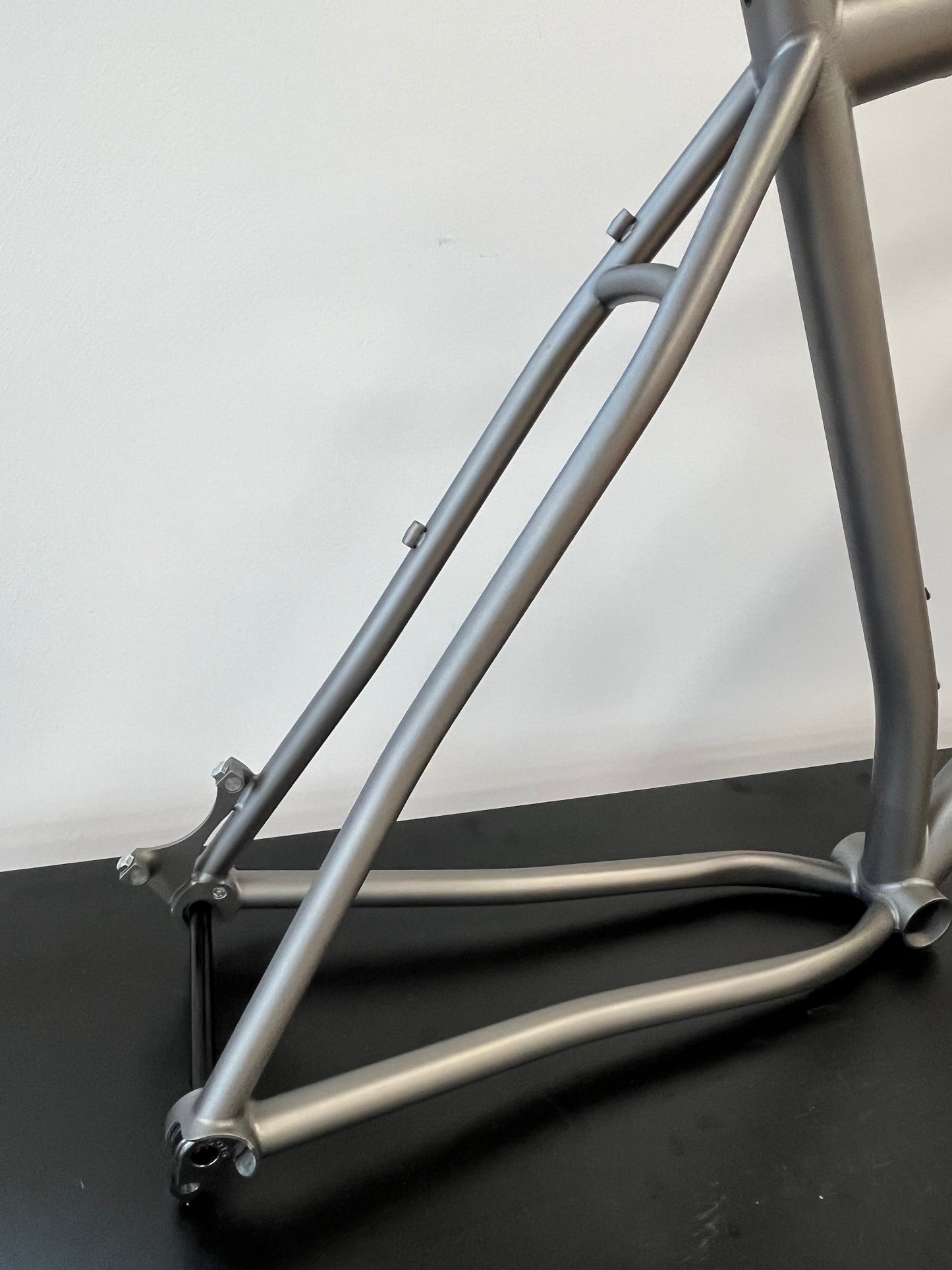 WOMBLE | FRAME ONLY | LARGE & XLARGE | ETCHED LOGO