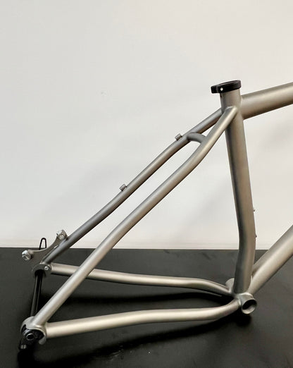 WOMBLE | FRAME ONLY | LARGE | Brushed