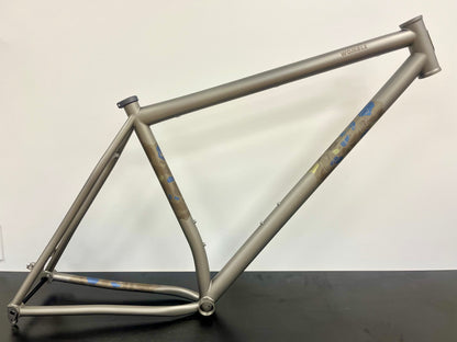 WOMBLE | FRAME ONLY | XLARGE | Hunter