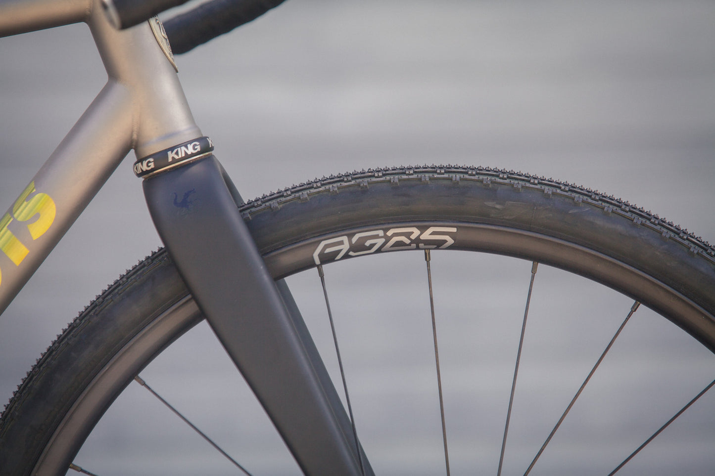 ROUTT CRD | SIZE 55 | SRAM FORCE XPLR