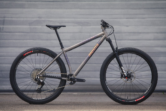 WOMBLE | SIZE MEDIUM | SRAM 90 TRANSMISSION