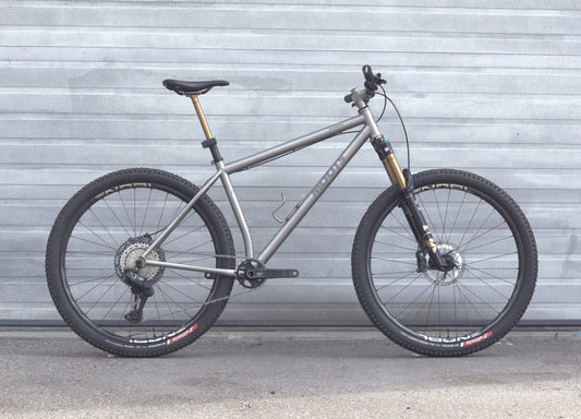 WOMBLE | SIZE LARGE | SHIMANO XT
