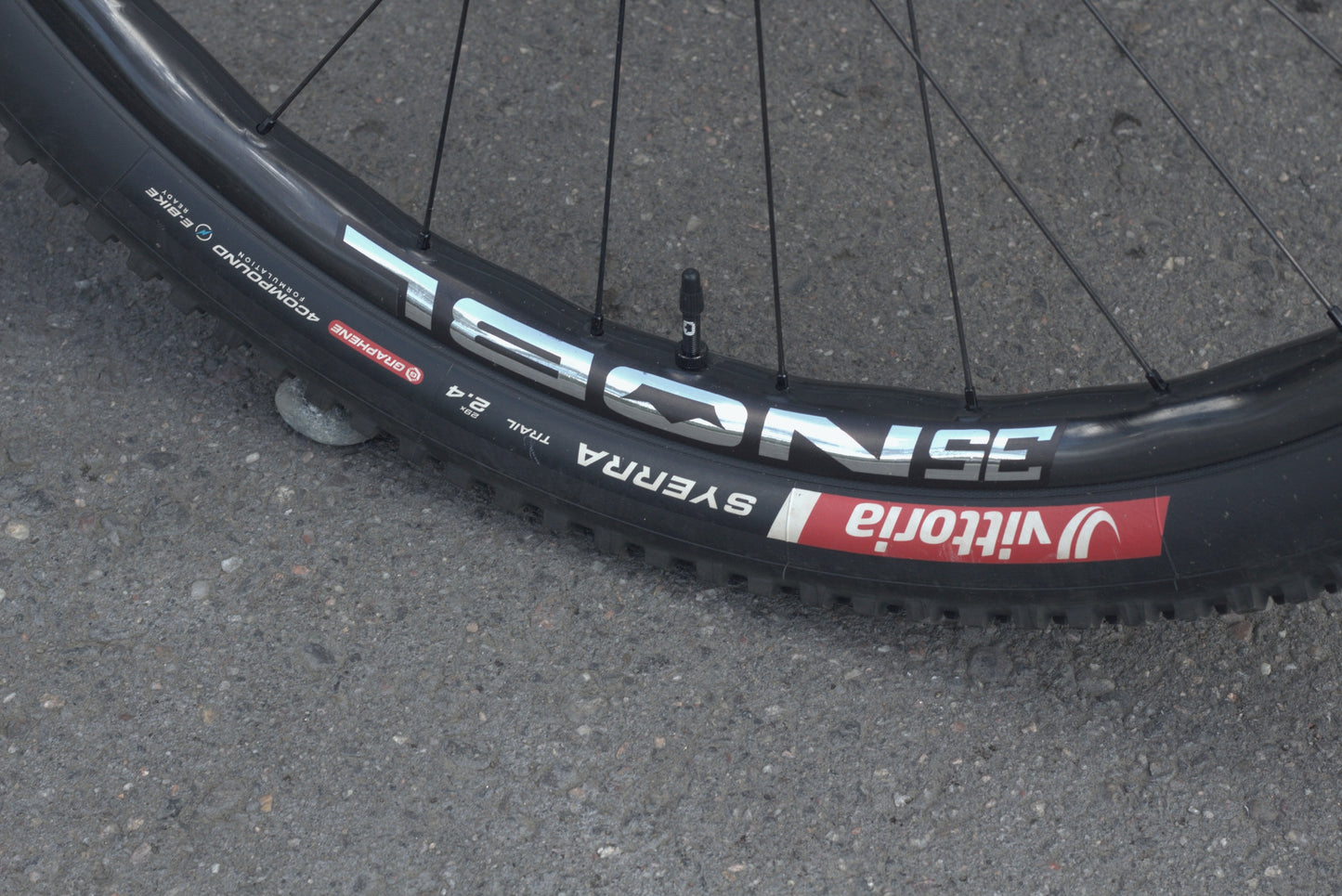 WOMBLE | SIZE LARGE | SHIMANO XT