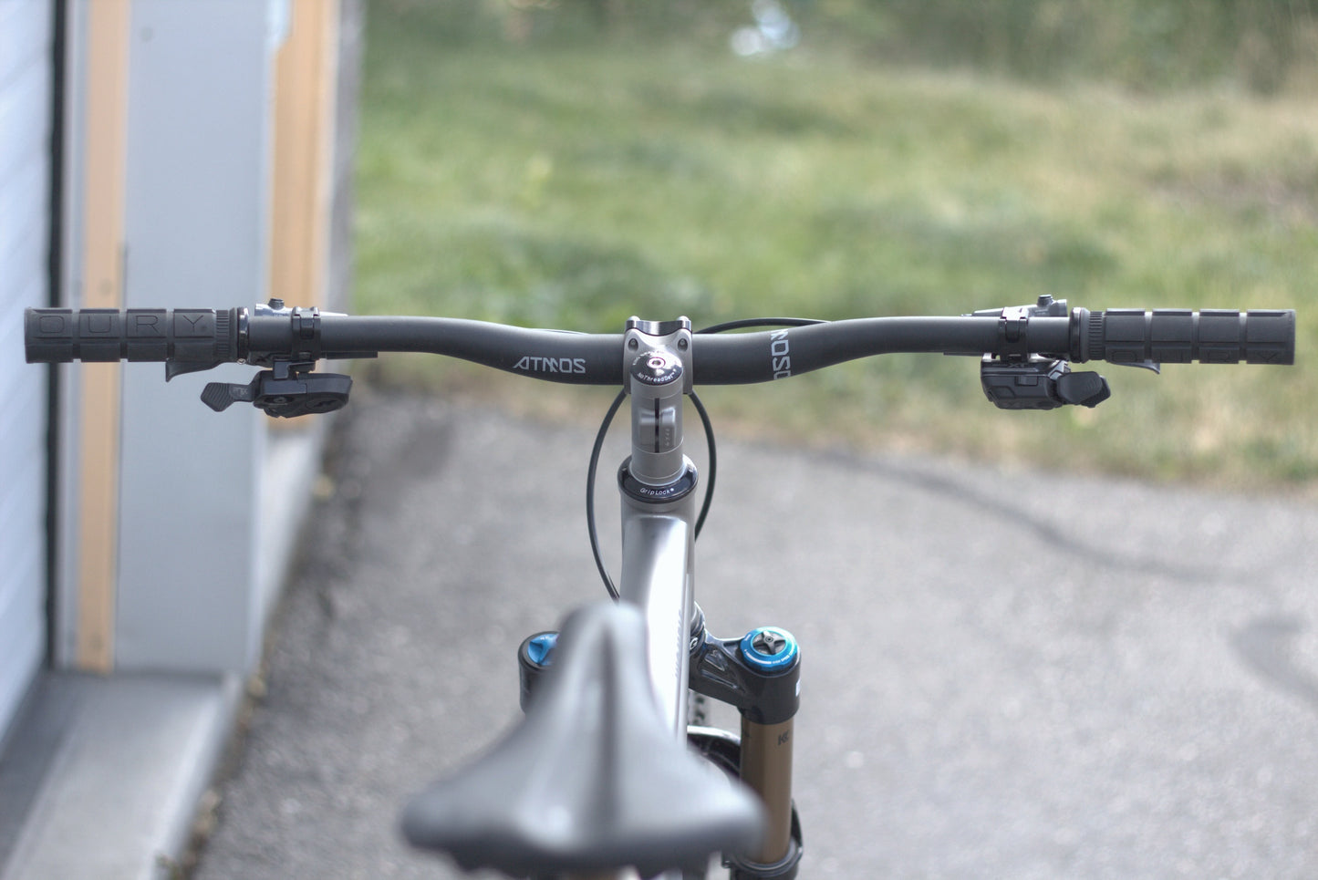 WOMBLE | SIZE LARGE | SHIMANO XT